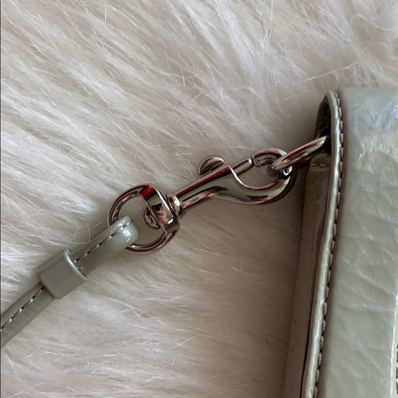 Coach | green patent leather small Crossbody bag - Picture 14 of 15